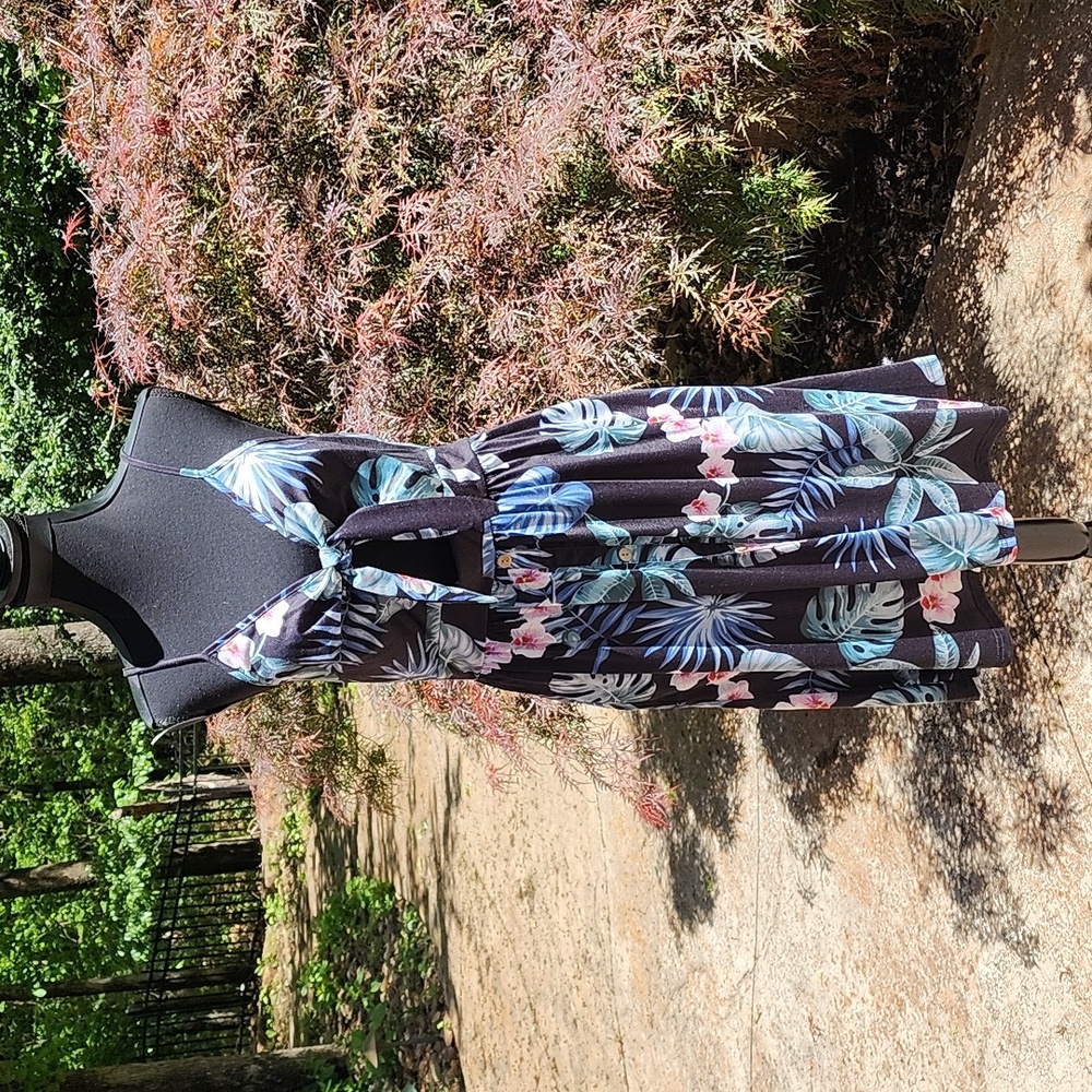 Black Floral Sundress Spaghetti Strap Tie Front Cut Out NWOT Medium